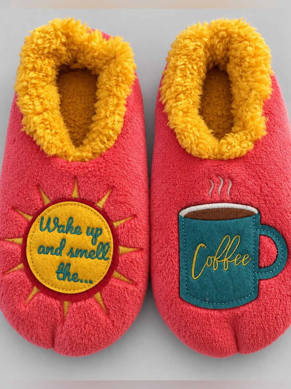 Snoozies Wake Up and Smell the Coffee Slippers Coral Pink Size M 7/8